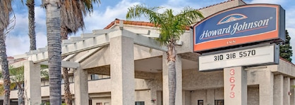 Howard Johnson By Wyndham Torrance
