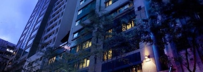 Xi Hotel