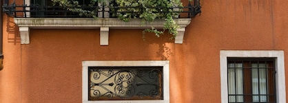 Palazzo Del Giglio
