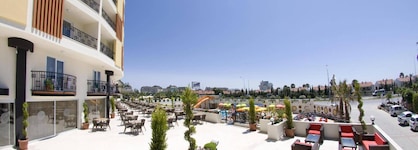 Arabella World Hotel
