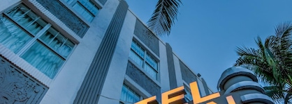 Clinton Hotel South Beach