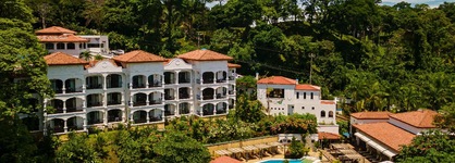 Shana By The Beach - Manuel Antonio