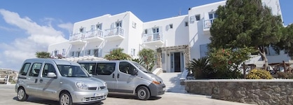 Zephyros Hotel