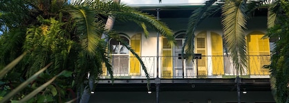 Santa Maria Suites