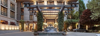 Bellevue Club Hotel