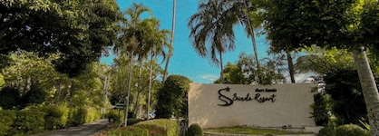 Sunda Resort