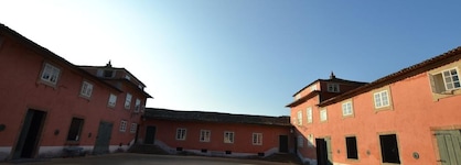 Casa De Sezim