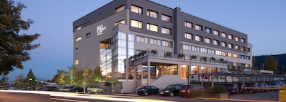 Penz Hotel West
