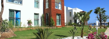 Costa Luvi Hotel
