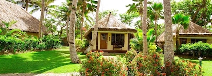 Outrigger Fiji Beach Resort