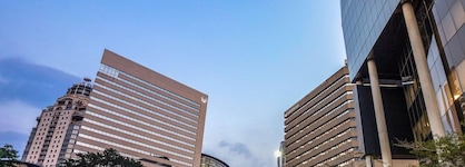 Sandton Sun