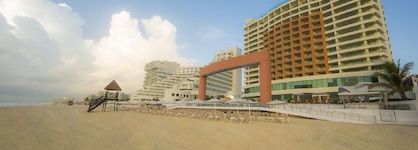 Beach Palace