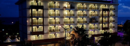 Grand Okan Hotel