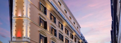 Marcella Royal Hotel - Rooftop Garden