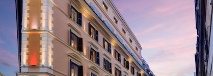 Marcella Royal Hotel - Rooftop Garden