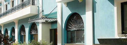 Dioni Boutique Hotel