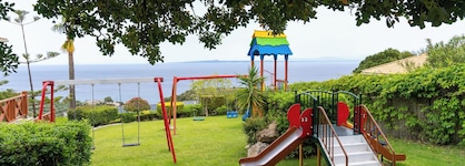 Sea View Village - Studios & Apartments