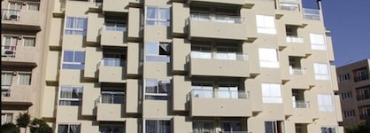 New Farah Hotel