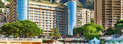 Le Meridien Beach Plaza