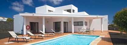 Villas Blancas