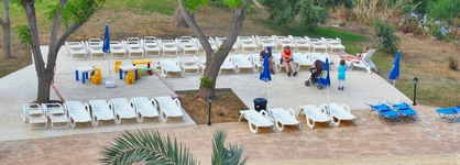 Myroandrou Beach Apartments