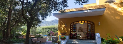 Hotel Cleopatra