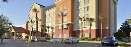 Comfort Inn & Suites Near Universal Orlando Resort-Convention Center