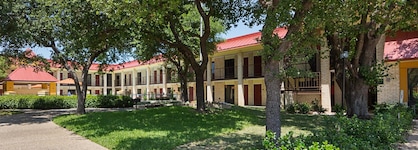 Red Roof Inn Plus+ Dallas - Addison