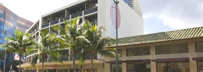 Polynesian Residences Waikiki Beach