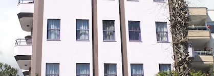 Rosella Hotels