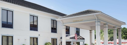 Baymont By Wyndham Savannah Garden City