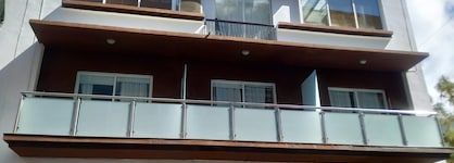Apartamentos El Patio