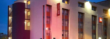 Ibis Lyon Gerland Rue Merieux