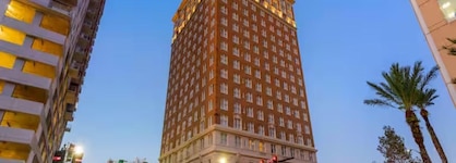 Hotel Flor Tampa Downtown, Tapestry Collection By Hilton