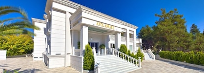 Elinotel Apolamare Hotel