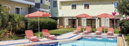 Panormo Beach