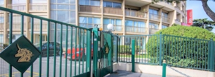 Ibis Cannes Plage La Bocca