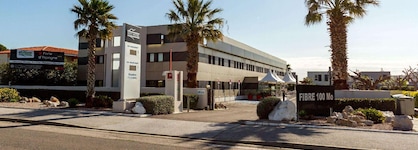 Brit Hotel Porte D'espagne