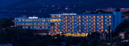 Royal Princess Hotel