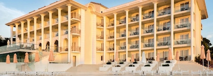 Avalon Palace Hotel