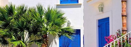 Cala La Luna Resort