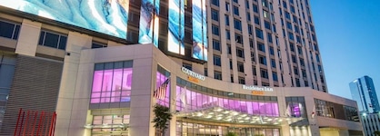 Courtyard Los Angeles L.A. Live