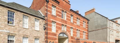 Km Apartments