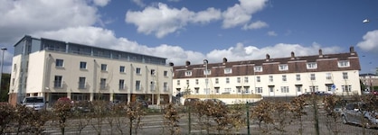 Belmore Court & Motel