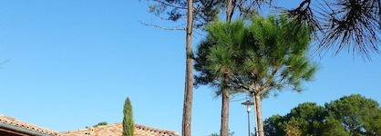 Domaine Du Ferret Restaurant & Spa