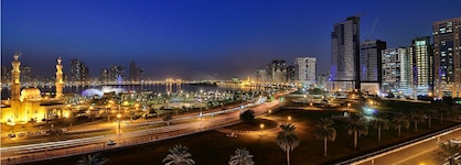Al Majaz Premiere Hotel Apartment