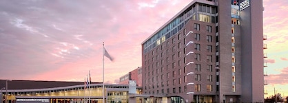 Four Points By Sheraton Levis Convention Centre
