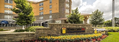 Monte Carlo Inn & Suites Downtown Markham
