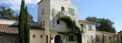 Domaine De Caranella