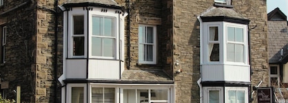 St John's Lodge (Incl Off-Site Health Club)